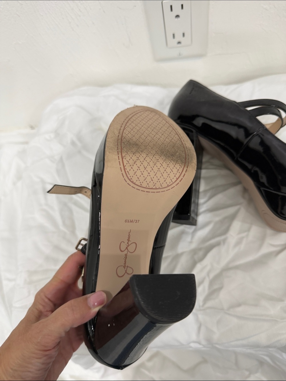 Jessica Simpson Black Patent Mary Jane Block Heels with Double Straps - Picture 4 of 4
